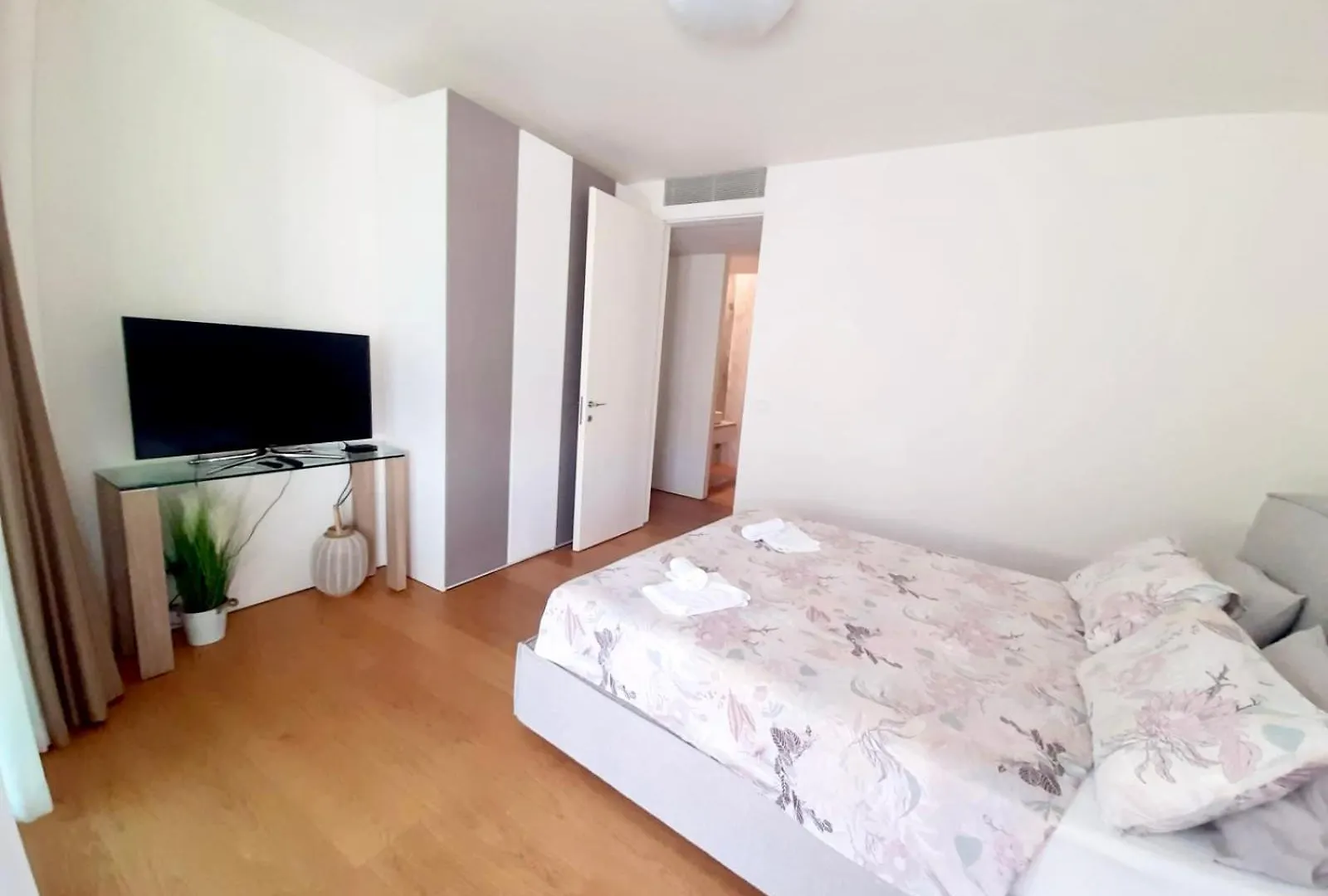 Luxury Apartment Pool, Spa, Gym Lido di Jesolo Italia