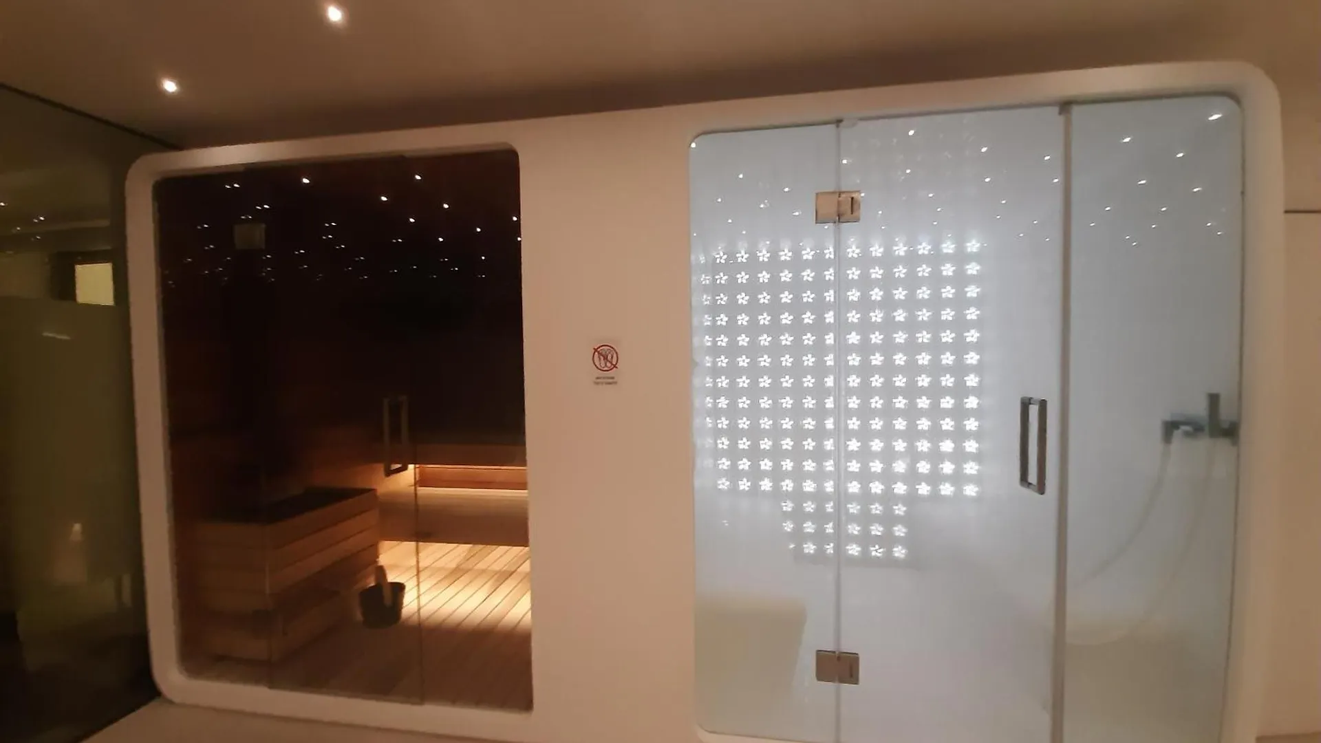 Luxury Apartment Pool, Spa, Gym Lido di Jesolo Italia