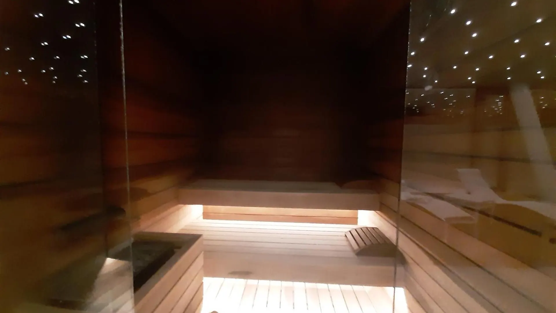Luxury Apartment Pool, Spa, Gym Lido di Jesolo 0*,  Italy